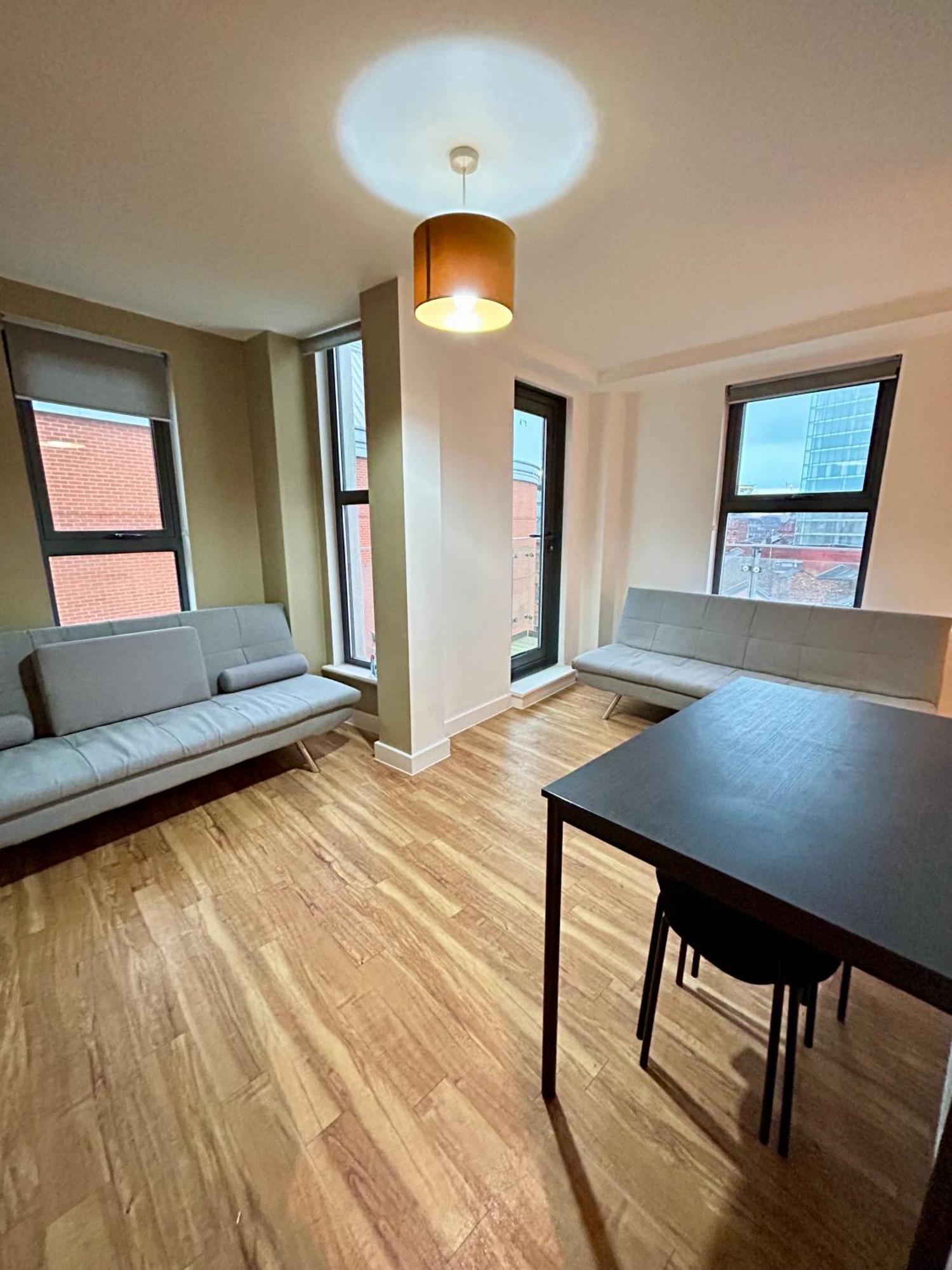 Apartamento Centre 2 Bed With A Balcony Manchester